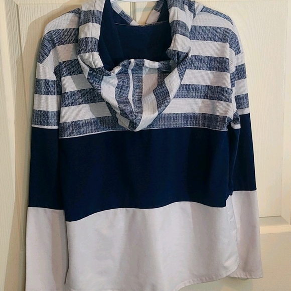 Pullover Hoodie - Picture 6 of 9